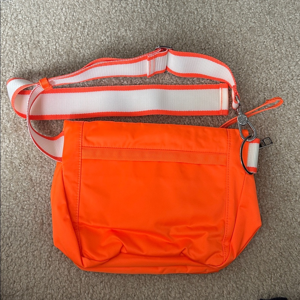 Lululemon Athletica Vibrant Orange Crossbody Bag - Picture 2 of 3